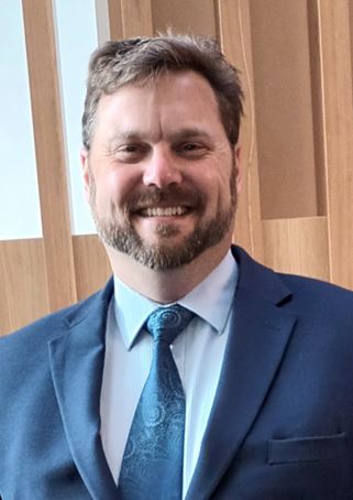Dr. Richard Bradbury